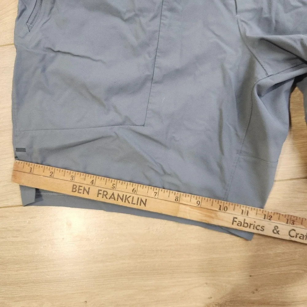 Lululemon License to Train Linerless Shorts Mens Medium 7